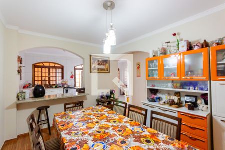 Casa à venda com 273m², 3 quartos e 3 vagas Casa à venda com 273m², 3 quartos e 3 vagasCopa