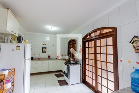 Casa à venda com 273m², 3 quartos e 3 vagas Casa à venda com 273m², 3 quartos e 3 vagasCozinha