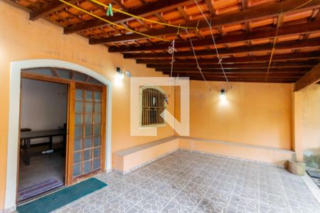 Casa à venda com 273m², 3 quartos e 3 vagas Casa à venda com 273m², 3 quartos e 3 vagasChurrasqueira