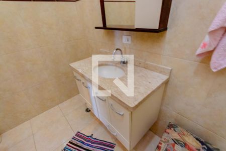 Casa à venda com 273m², 3 quartos e 3 vagas Casa à venda com 273m², 3 quartos e 3 vagasBanheiro da Suíte 1