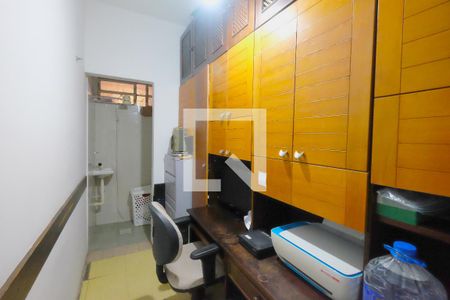 Casa à venda com 227m², 3 quartos e 2 vagasQuarto de Serviço