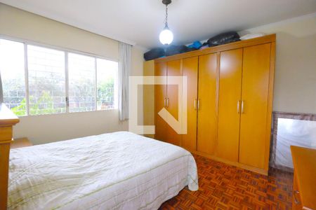 Casa à venda com 227m², 3 quartos e 2 vagasQuarto 1