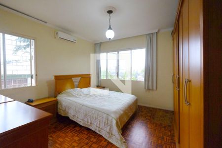 Casa à venda com 227m², 3 quartos e 2 vagasQuarto 1