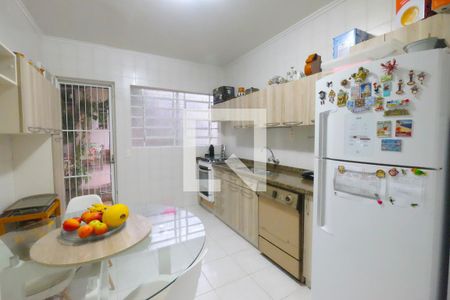 Casa à venda com 227m², 3 quartos e 2 vagasCozinha