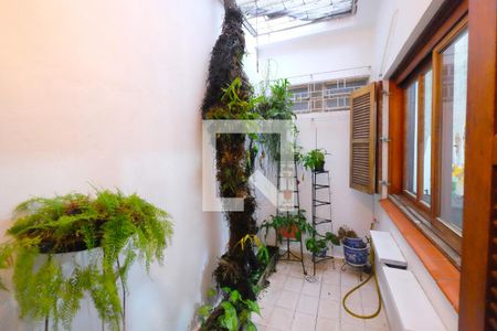 Casa à venda com 227m², 3 quartos e 2 vagasJardim Lateral