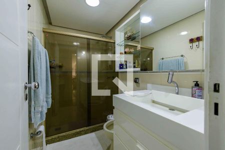 Apartamento à venda com 190m², 2 quartos e 2 vagasBanheiro Suíte