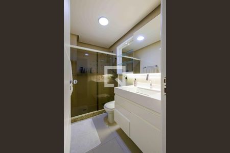 Apartamento à venda com 190m², 2 quartos e 2 vagasBanheiro