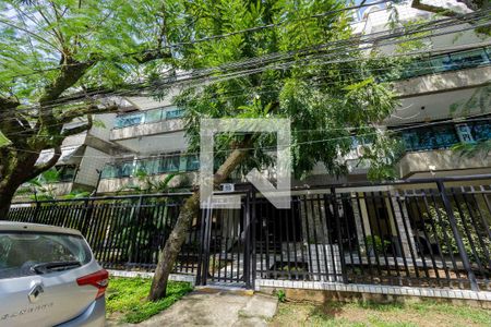 Apartamento à venda com 190m², 2 quartos e 2 vagasFachada