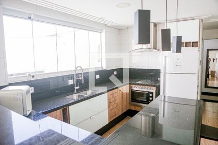 Apartamento à venda com 96m², 2 quartos e 2 vagasCobertura - Cozinha