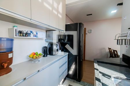 Apartamento à venda com 90m², 2 quartos e 2 vagas Apartamento à venda com 90m², 2 quartos e 2 vagasCozinha