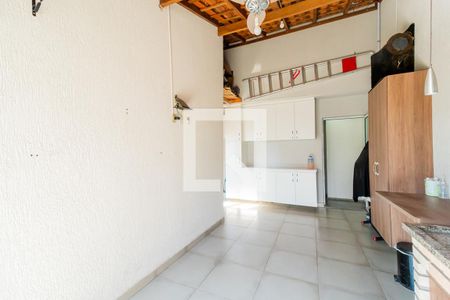 Apartamento à venda com 90m², 2 quartos e 2 vagas Apartamento à venda com 90m², 2 quartos e 2 vagasCobertura e Área de Serviço