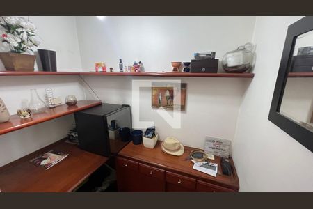 Apartamento à venda com 170m², 3 quartos e 2 vagasEscritorio