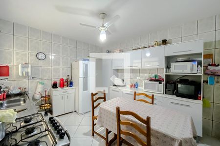 Casa à venda com 280m², 5 quartos e 2 vagasCozinha