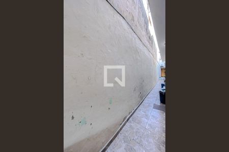 Casa à venda com 280m², 5 quartos e 2 vagasCorredor