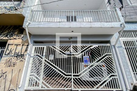 Casa à venda com 280m², 5 quartos e 2 vagasFachada