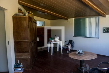 Casa de condomínio para alugar com 200m², 4 quartos e 4 vagas Casa de condomínio para alugar com 200m², 4 quartos e 4 vagasSala 4