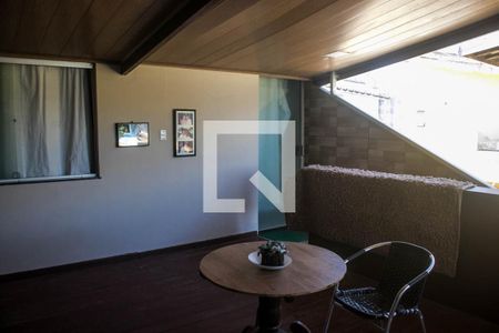 Casa de condomínio para alugar com 200m², 4 quartos e 4 vagas Casa de condomínio para alugar com 200m², 4 quartos e 4 vagasSala 4