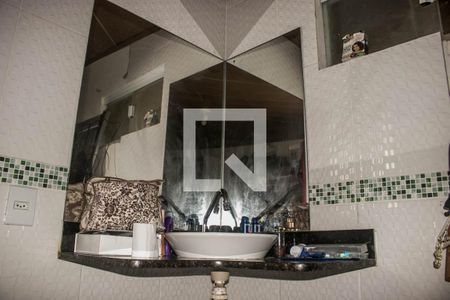 Casa de condomínio para alugar com 200m², 4 quartos e 4 vagas Casa de condomínio para alugar com 200m², 4 quartos e 4 vagasCloset