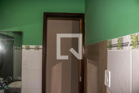 Casa de condomínio para alugar com 200m², 4 quartos e 4 vagas Casa de condomínio para alugar com 200m², 4 quartos e 4 vagasBanheiro