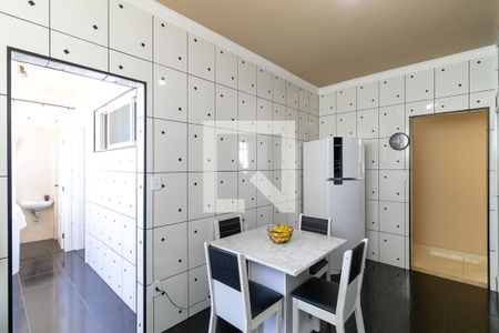 Apartamento à venda com 130m², 2 quartos e sem vagaCozinha