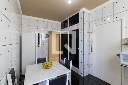 Apartamento à venda com 130m², 2 quartos e sem vagaCozinha 