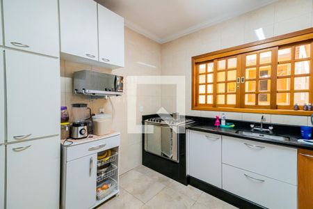 Casa à venda com 338m², 3 quartos e 2 vagasCozinha