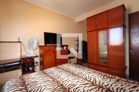 Casa à venda com 100m², 3 quartos e 4 vagasQuarto 2