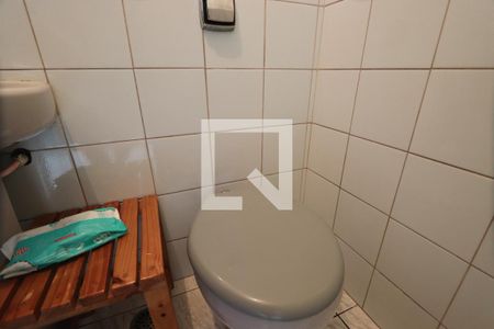 Casa à venda com 100m², 3 quartos e 4 vagasLavabo