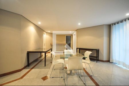 Apartamento à venda com 178m², 3 quartos e 3 vagasSalão de festa