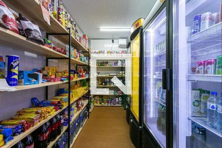 Apartamento à venda com 36m², 2 quartos e sem vaga Apartamento à venda com 36m², 2 quartos e sem vagaMercado