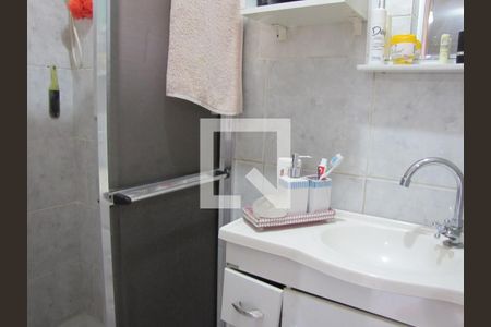 Casa à venda com 176m², 3 quartos e 3 vagasBanheiro