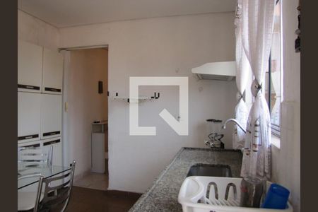 Casa à venda com 176m², 3 quartos e 3 vagasCasa 2 - Cozinha