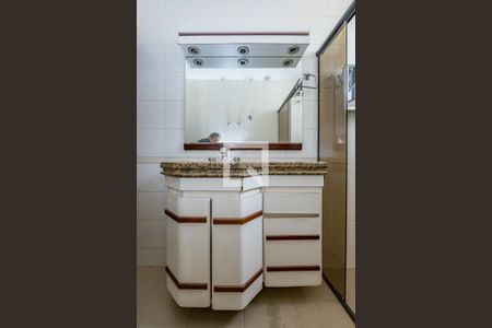 Apartamento à venda com 80m², 3 quartos e 1 vaga Apartamento à venda com 80m², 3 quartos e 1 vagaBanheiro Social