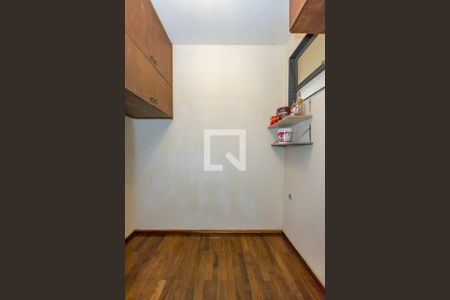 Apartamento à venda com 80m², 3 quartos e 1 vaga Apartamento à venda com 80m², 3 quartos e 1 vagaQuarto de Serviço