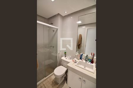 Apartamento à venda com 180m², 3 quartos e 2 vagas Apartamento à venda com 180m², 3 quartos e 2 vagasBanheiro Social