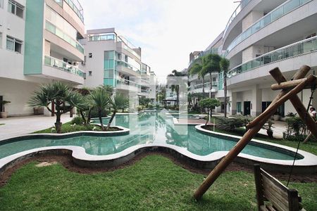 Apartamento à venda com 180m², 3 quartos e 2 vagas Apartamento à venda com 180m², 3 quartos e 2 vagasÁrea comum