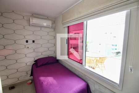 Apartamento à venda com 180m², 3 quartos e 2 vagas Apartamento à venda com 180m², 3 quartos e 2 vagasQuarto