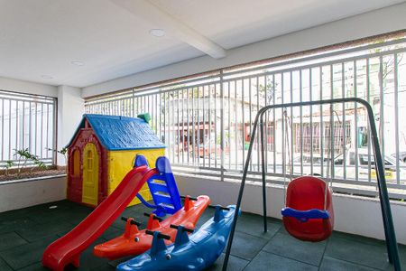 Apartamento à venda com 38m², 2 quartos e sem vaga Apartamento à venda com 38m², 2 quartos e sem vagaÁrea comum - Playground