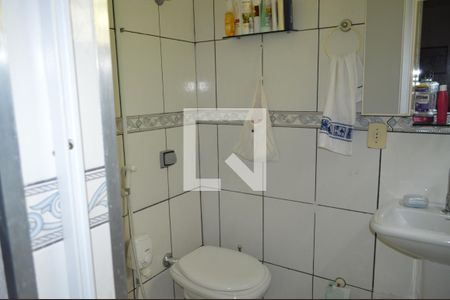 Casa à venda com 209m², 4 quartos e 2 vagasBanheiro