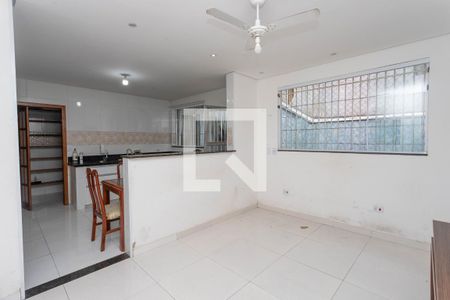Sala de casa para alugar com 1 quarto, 50m² em Centro, Diadema
