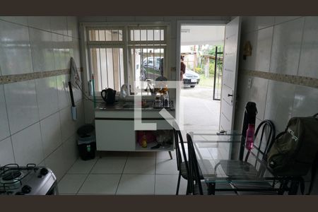 Casa à venda com 300m², 3 quartos e 2 vagasCasa anexa Cozinha