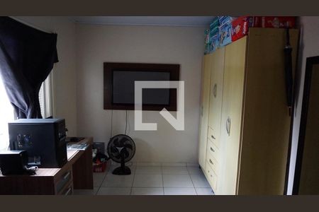 Casa à venda com 300m², 3 quartos e 2 vagasCasa anexa Quarto