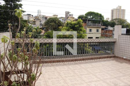 Casa à venda com 150m², 2 quartos e 2 vagasVaranda