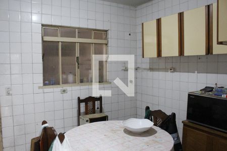 Casa à venda com 150m², 2 quartos e 2 vagasCozinha