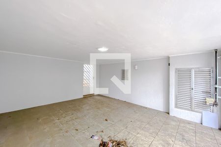 Casa à venda com 110m², 2 quartos e 2 vagasGaragem