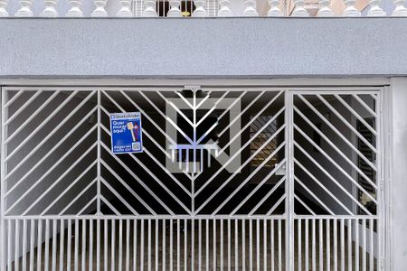 Casa à venda com 110m², 2 quartos e 2 vagasFachada