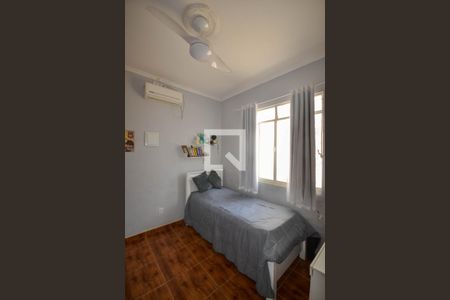 Quarto 1 de casa para alugar com 3 quartos, 110m² em Nossa Senhora de Fatima, Nilópolis
