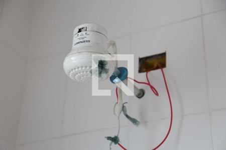 Casa à venda com 250m², 2 quartos e 2 vagas Casa à venda com 250m², 2 quartos e 2 vagasDetalhe Banheiro