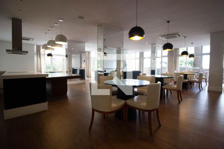 Apartamento à venda com 68m², 2 quartos e 2 vagas Apartamento à venda com 68m², 2 quartos e 2 vagasÁrea comum - Salão de festas