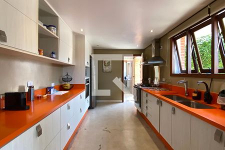 Casa de condomínio à venda com 700m², 5 quartos e 5 vagasCozinha